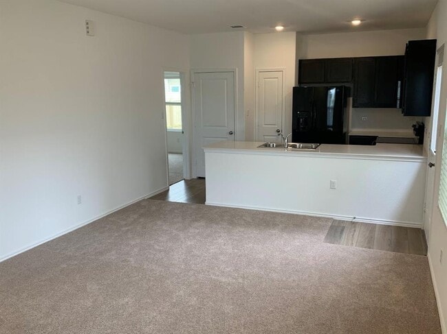 Photo - 414 Bullhead Rd