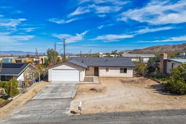 6851 Quail Spring Ave