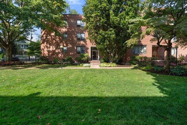 Building Photo - 57 Harvard Ave Unit 1