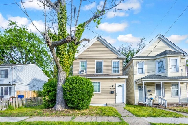 Building Photo - 3 Bed 2 bath Home For Rent in Newport News
