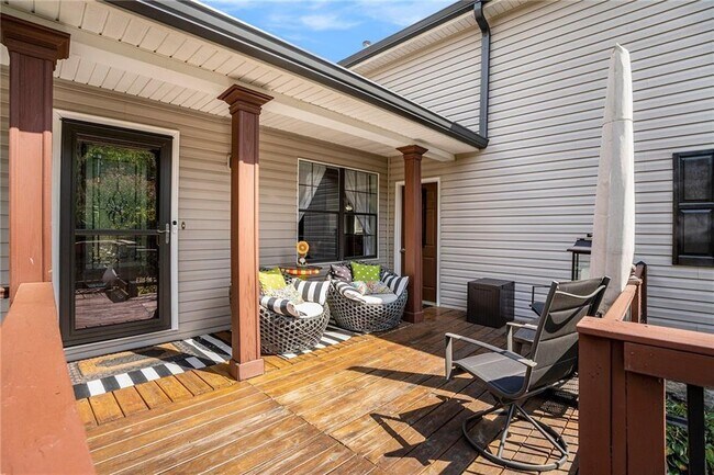 Photo - 6228 Lively Way