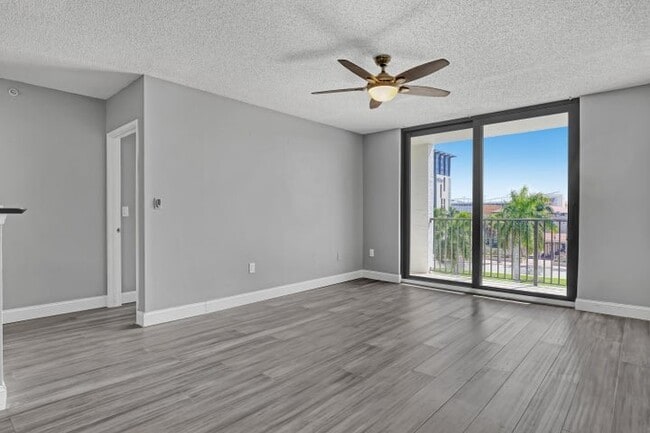 Photo - 651 Okeechobee Blvd
