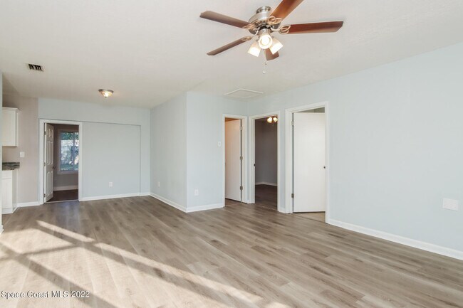 Photo - 3107 S Vassar St