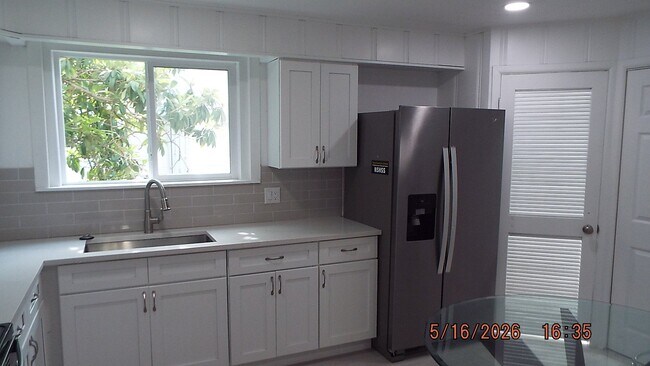 Photo - 940 W Mulberry Ave Unidad Downstairs # 1