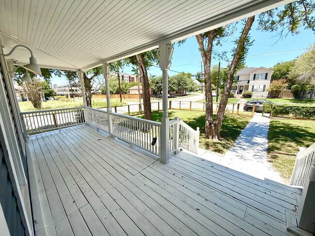 Photo - *COMING SOON* Jaw Dropping 4 Bedroom / 3 Bath Home Near Downtown!