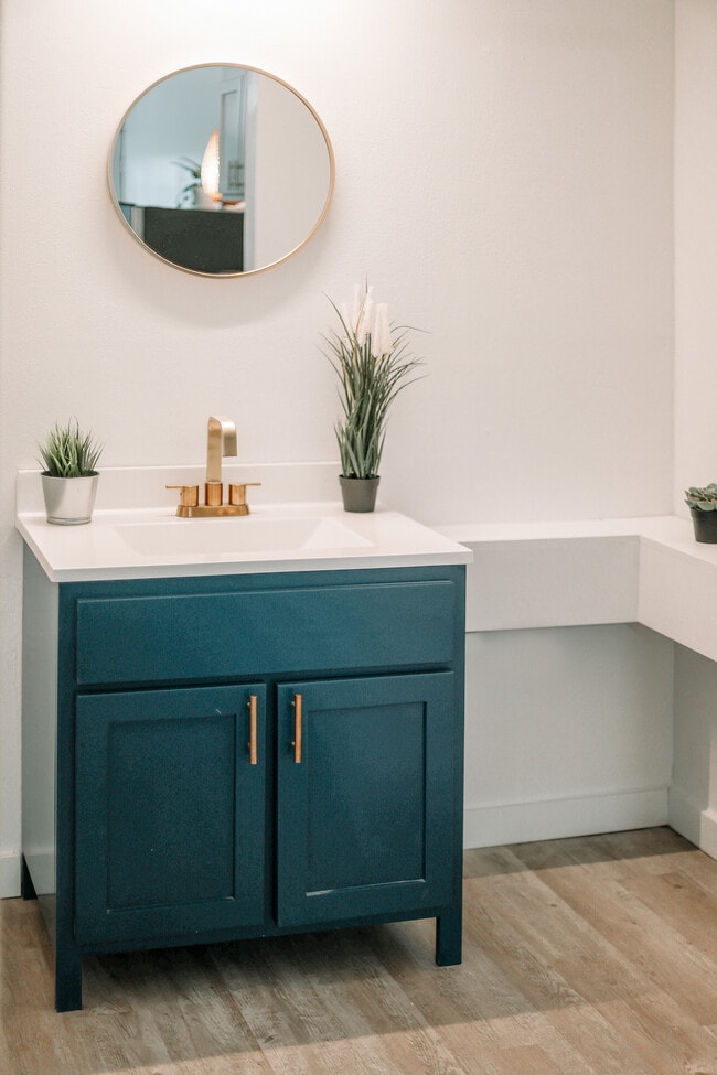 Bathroom - The Heights Apartments