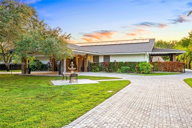 Photo - 9040 SW 110th Ave