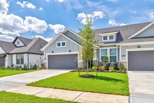 Photo - 7819 Cattail Shallows Ln