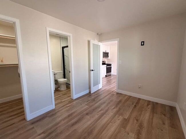 Photo - 1830-36 Newton Ave Unit 1832 Newton Ave.