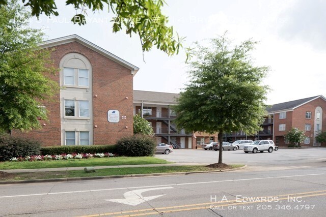 Photo - 1515 Paul W Bryant Dr