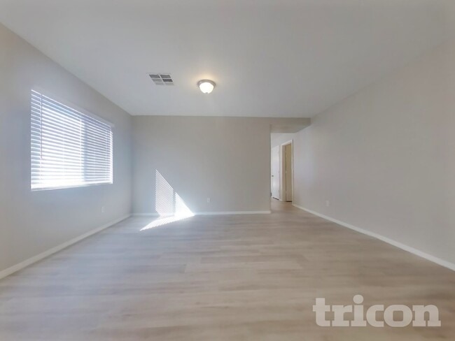 Photo - 1368 S 228th Dr