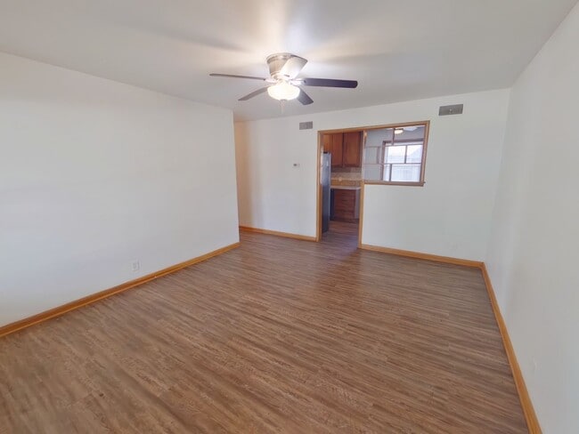 Photo - 3541 S Southwood Dr