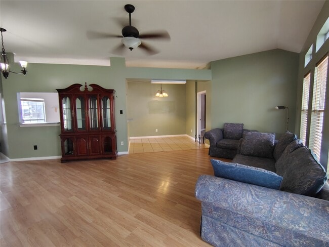 Photo - 2950 Highland Lakes Dr