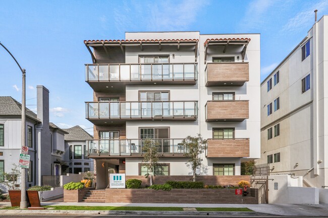Building Photo - Kings Beverly by Wiseman Rental