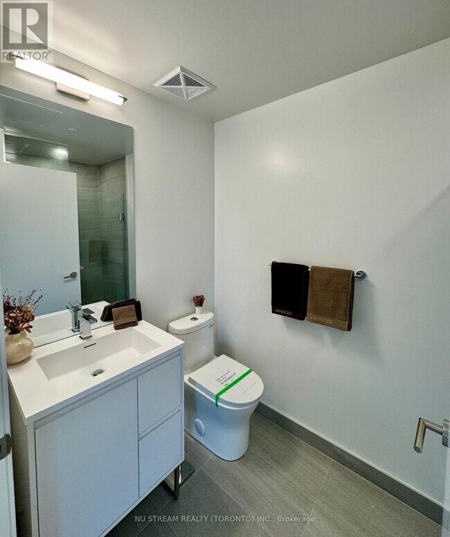 Photo - 1 Quarrington Lane Unité 1212