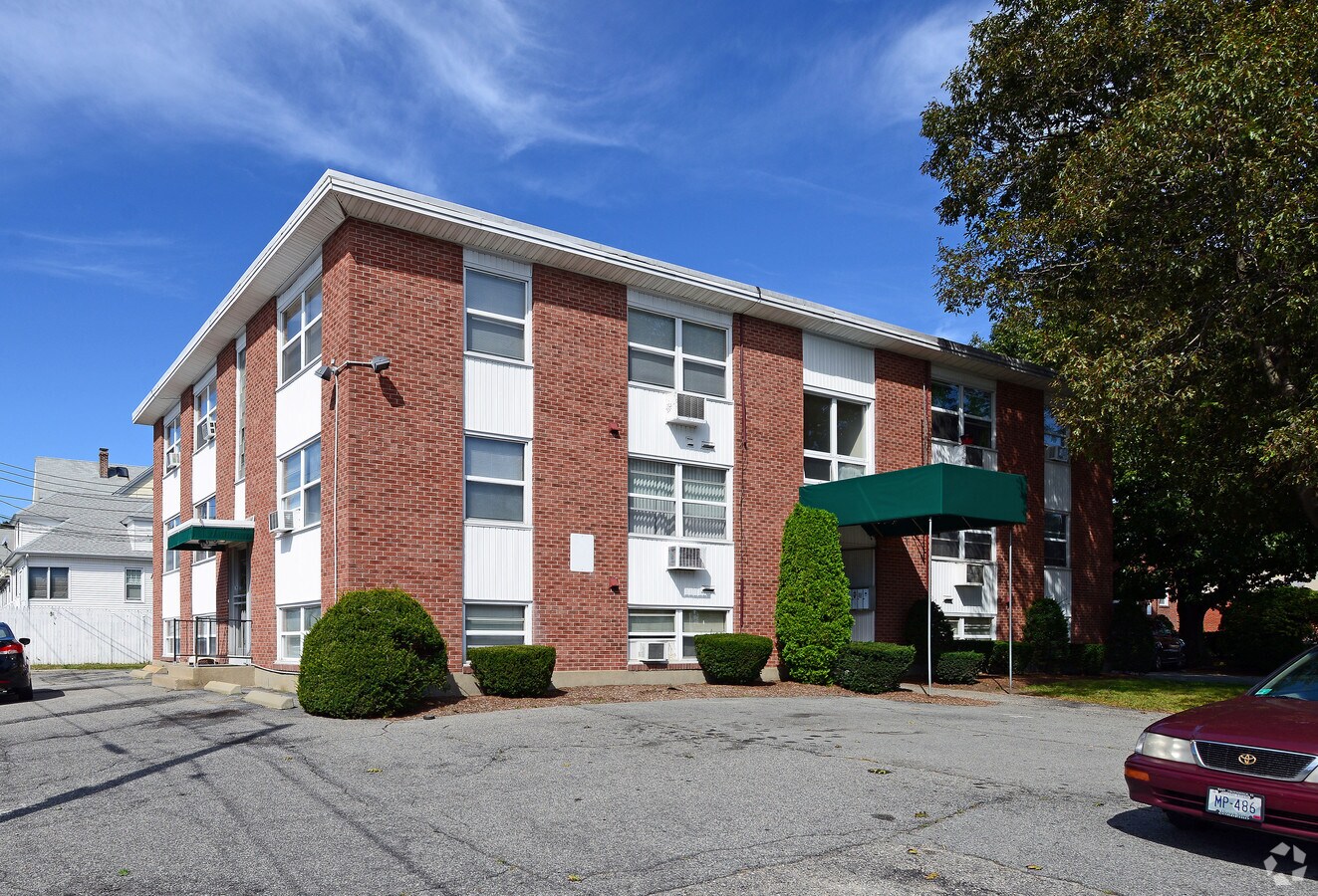 Photo - Seneca Place Apartments