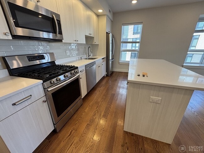 Photo - 1 Everett St Unit 202