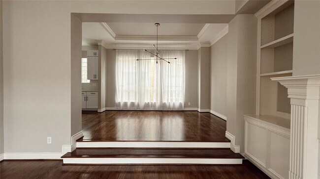 Photo - 1107 Marconi St