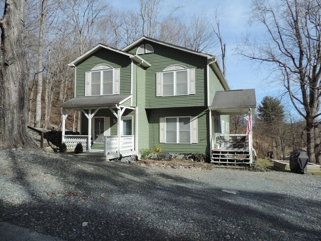 Photo - 186 Grandfather Farms Rd Unit 1