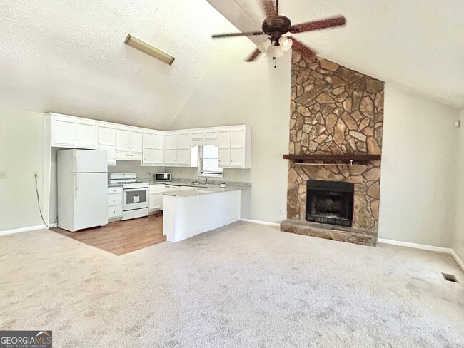 Photo - 5955 Sutton Pl