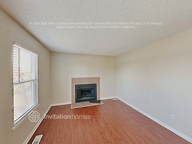 Photo - 17600 Ponderosa Ave