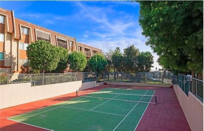 Photo - 2101 E 21ST St Unidad 210