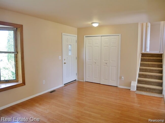 5102 Franklin Park Dr