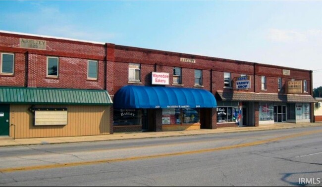 Building Photo - 2610 Lower Huntington Rd Rental