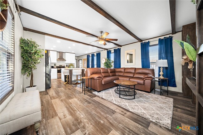 Building Photo - 2963 Barr Ln