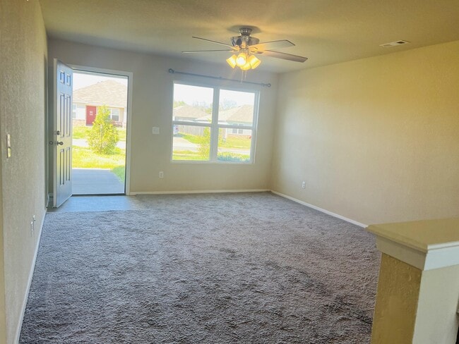 Photo - 713 NW 70th Ave