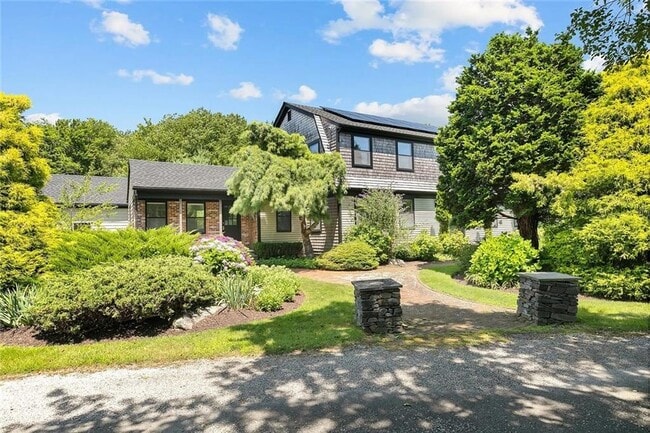 30 Battery Ln