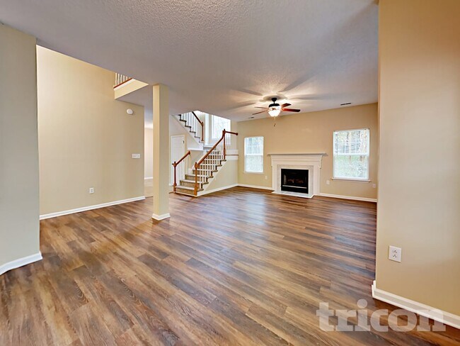 Photo - 9304 Twin Trail Dr