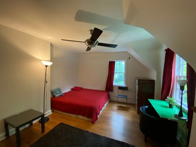 Building Photo - 4427 Nebraska Ave NW Unit #2 Rental