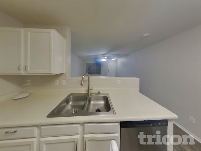 Photo - 13962 N 132nd Ln