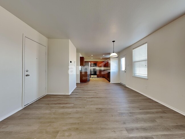 Photo - 306 Azalea Dr