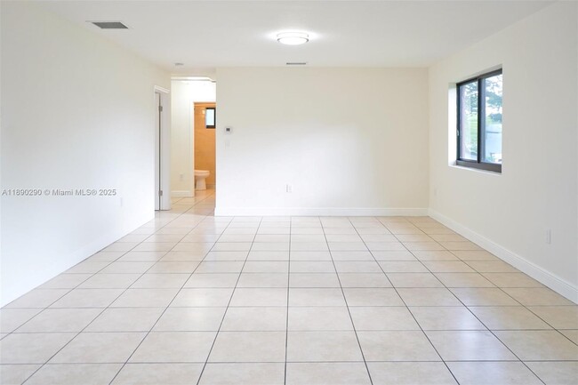 Photo - 1489 NW 59th St Unidad 1489