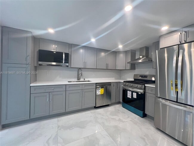 Photo - 6435 SW 116th Pl