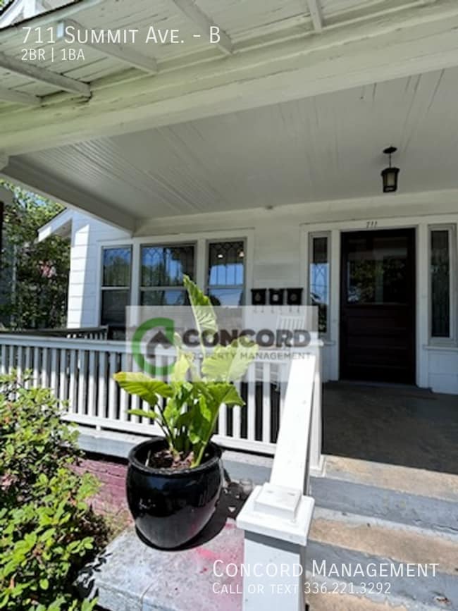 Photo - 711 Summit Ave Unit B