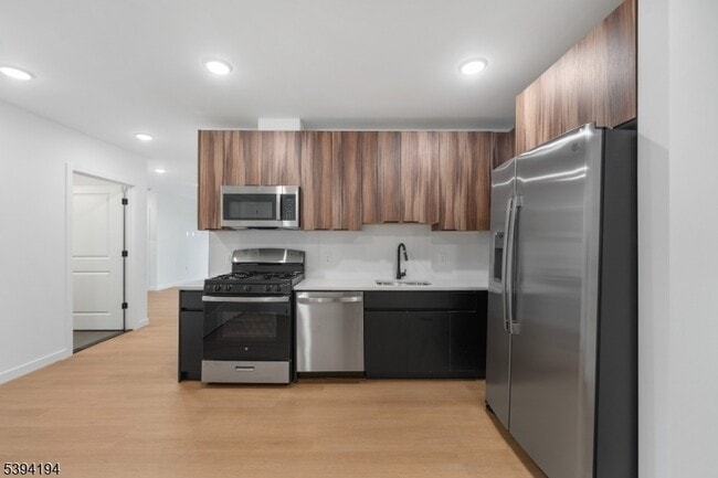 Photo - 768 Bergen St Unit 3G