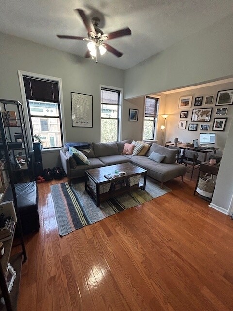 Photo - 365 1st St Unidad 4