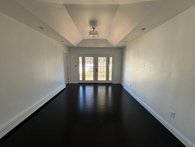 Photo - 303 West Ln