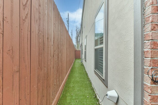 Photo - For Lease | 3 Bed, 2 Bath | 2,442 Sq Ft | ...