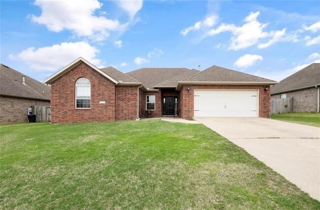 Photo - 4902 SW Golden Eagle Ave House