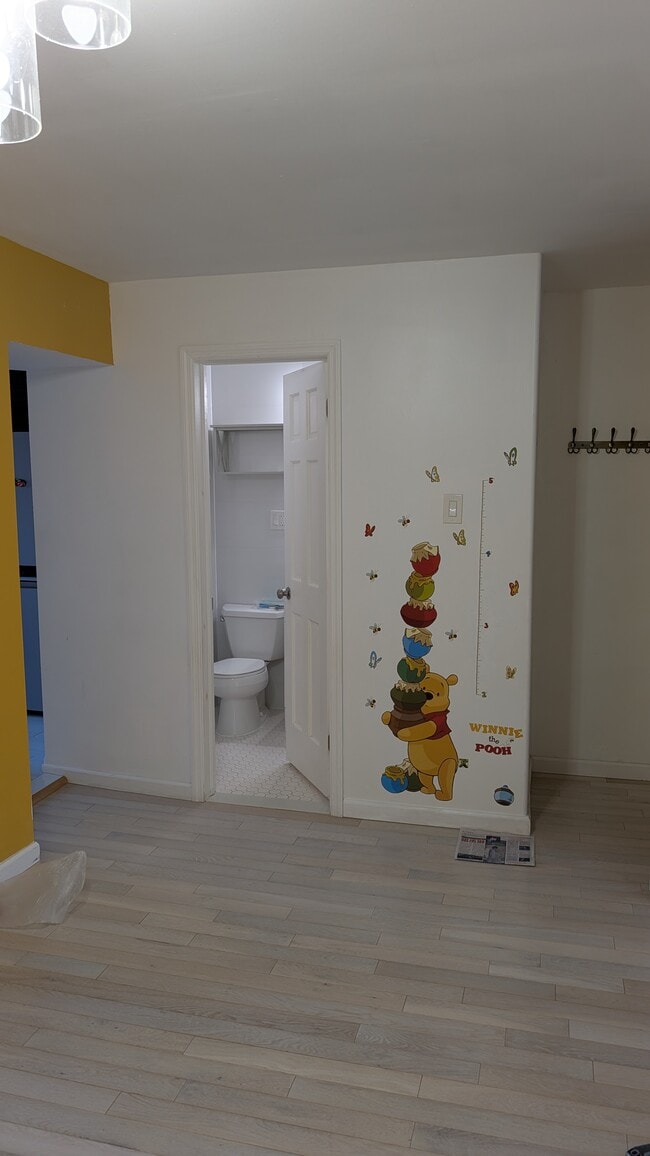 Photo - 537 46th St Unidad 2FL