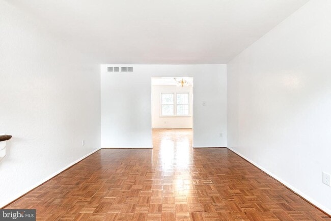 Photo - 3429 Saluda Rd