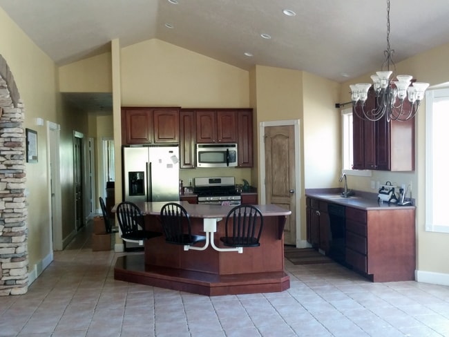 Photo - Spacious Alpine Home w/ Separate Basement ...