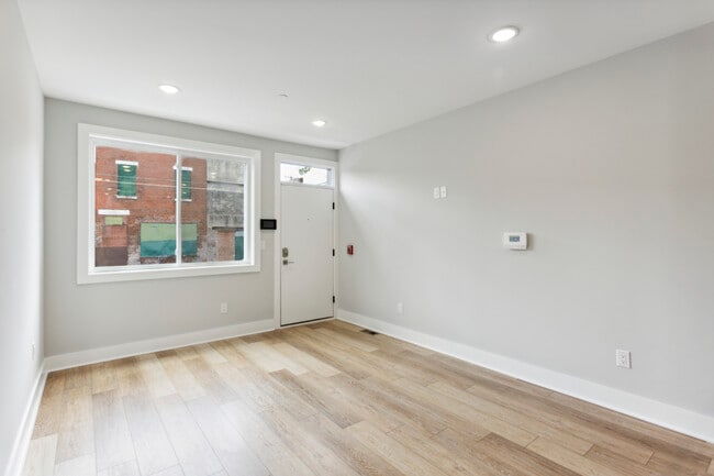 Photo - 1911 E Huntingdon St Unidad 2