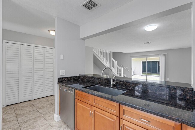 Photo - Beautiful 2/2.5 Townhome Near Downtown and...