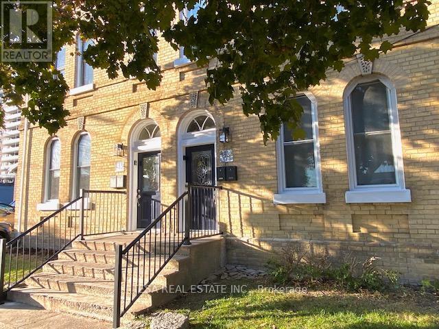 Photo - 156 Darling St Unité 2