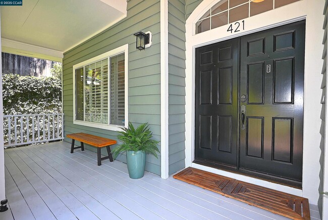 Photo - 421 Twin Oaks Ln